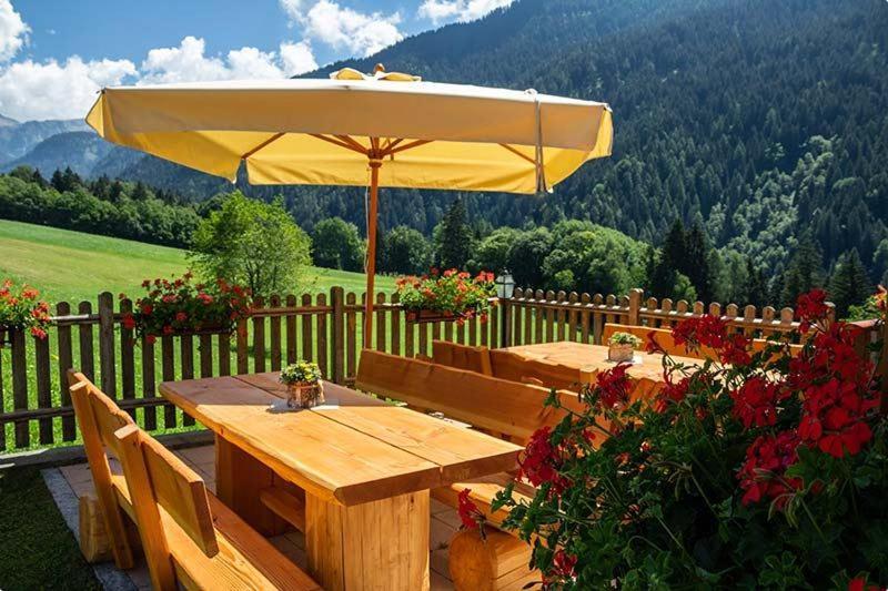 Hotel Garni La Soldanella Madonna Eksteriør billede