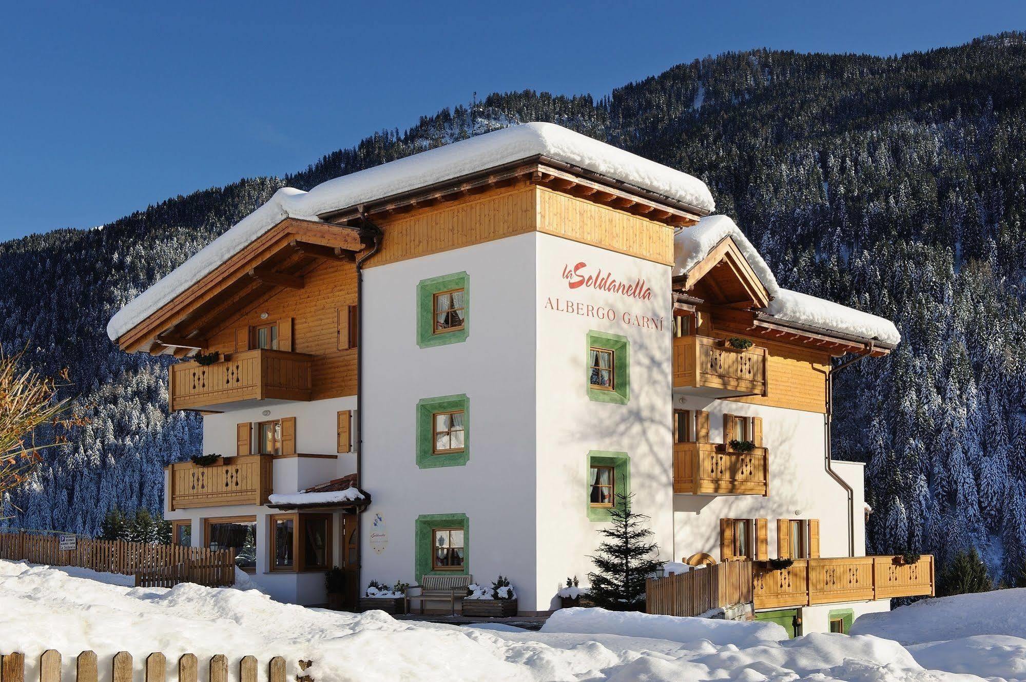 Hotel Garni La Soldanella Madonna Eksteriør billede